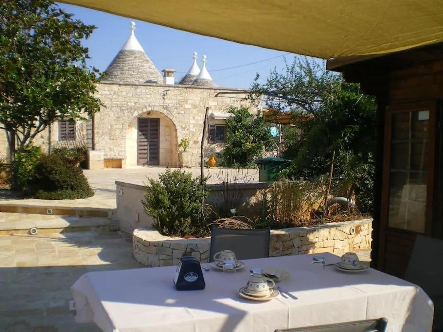 Trulli Giulivi Villa Locorotondo Exterior photo